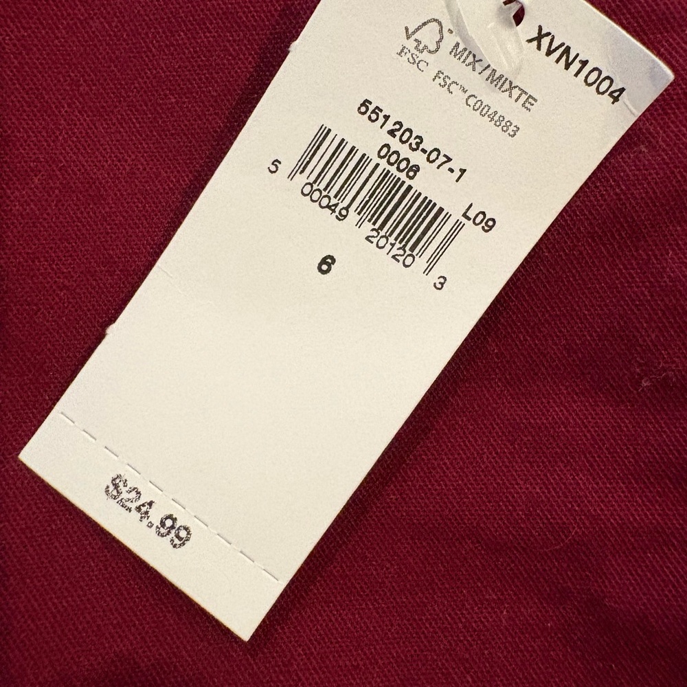 NWT Old Navy shorts size 6 Old Navy Women's Burgundy Shorts - Picture 3 of 4